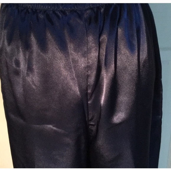 Vintage Victoria’s Secret Lace Top Pajamas - Picture 3 of 4